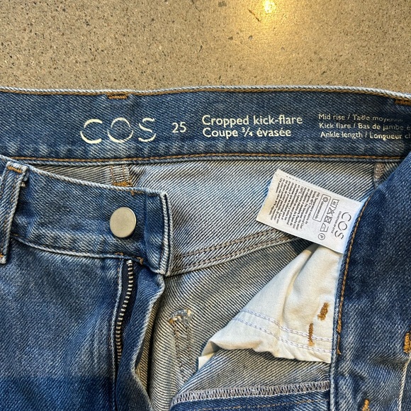 COS cropped denim size 25 - Picture 2 of 3